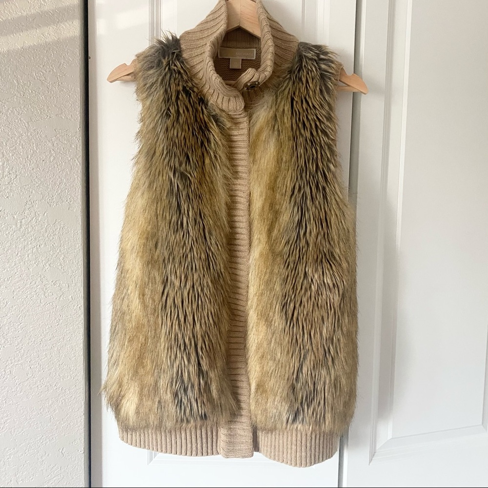 Michael Kors faux fur vest size xs gently used